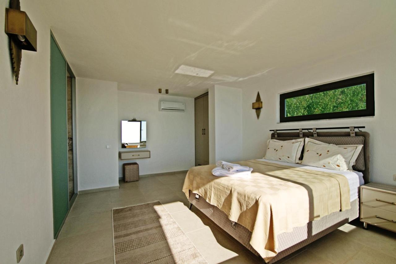 Villa With A Private Heated Pool, Jacuzzi, Overlooking Spectacular Views Of The Sea Каш Екстериор снимка
